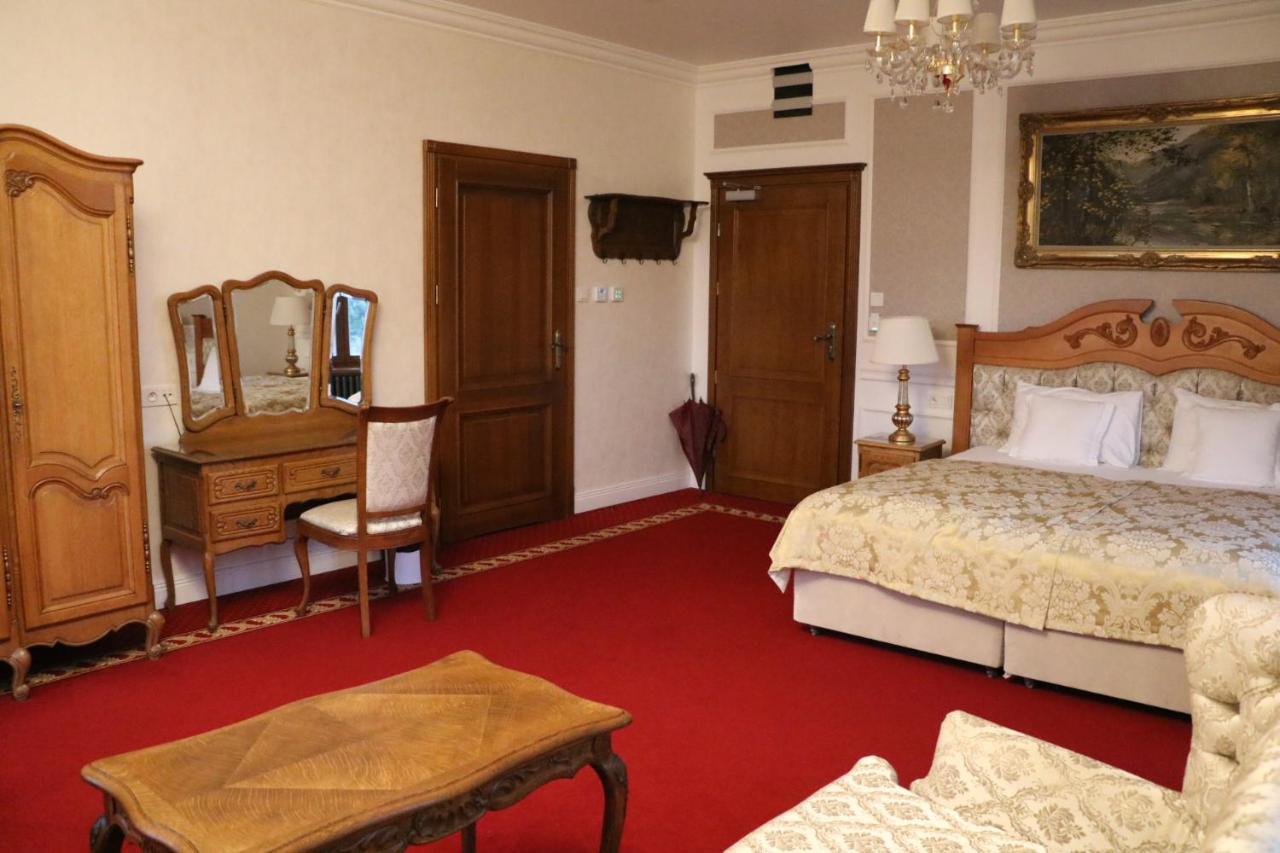 Palac Mortegi Hotel & Spa- Restauracja Szlachecka, Spa, Basen, Sauny, Jazda Konna, Mini Zoo- Luksus, Relaks I Przyroda W Jednym! Lubawa Pokoj fotografie